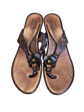Euro Studio Womens Snakeskin Embellished Sandals Size 8 Bronze Shimmer Footbed